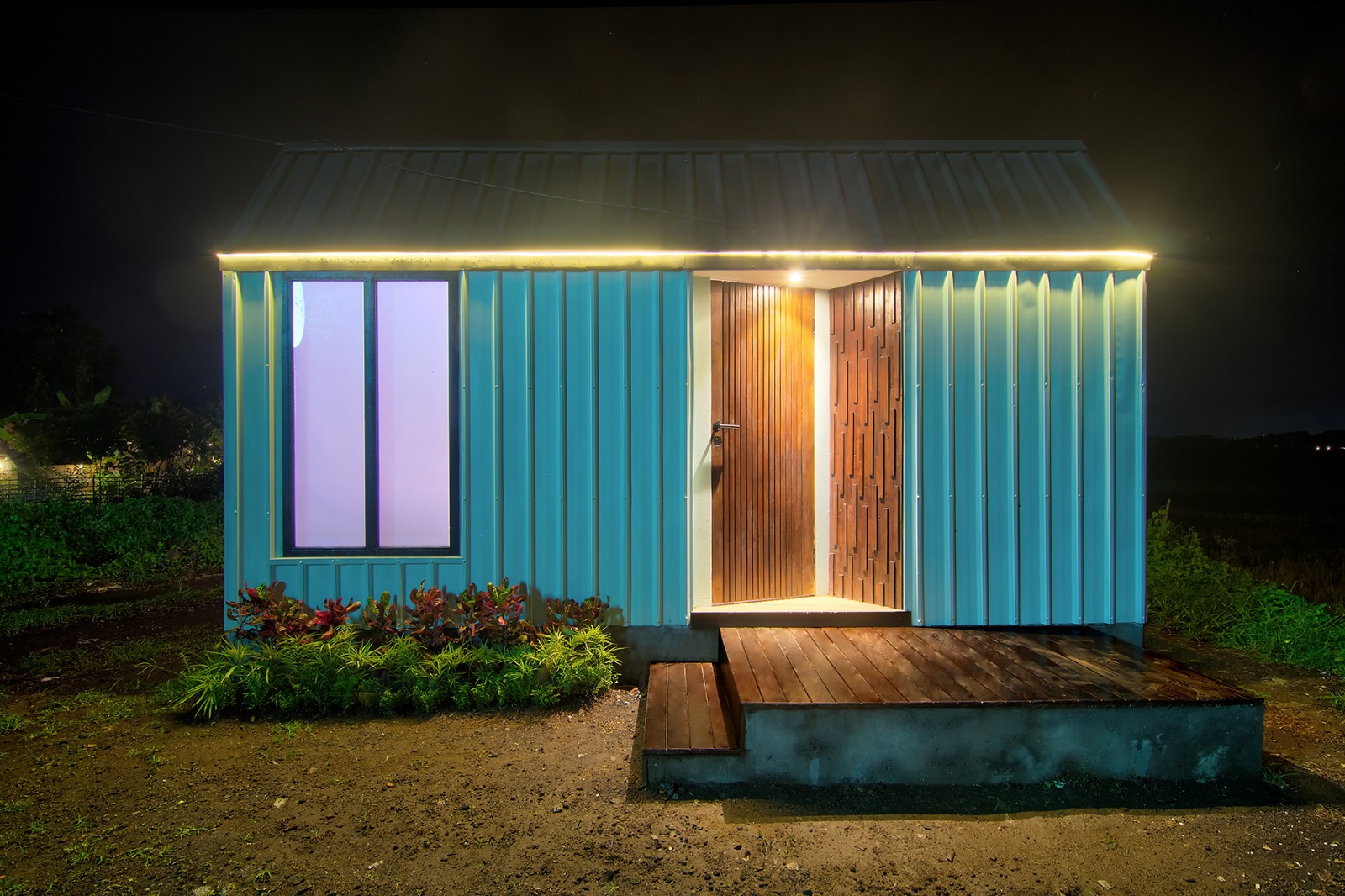 Caseea cabin lit at night